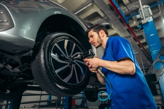 Suspensão, Rodas e Pneus